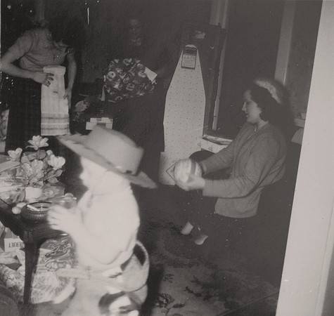 1953 Murosky Family Christmas