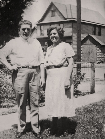 1936 - Anthony Harry Murosky Jr.& Helen Tillie Bukowski