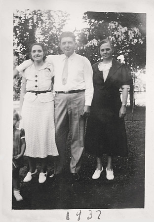 1937 Murosky Family Gathering